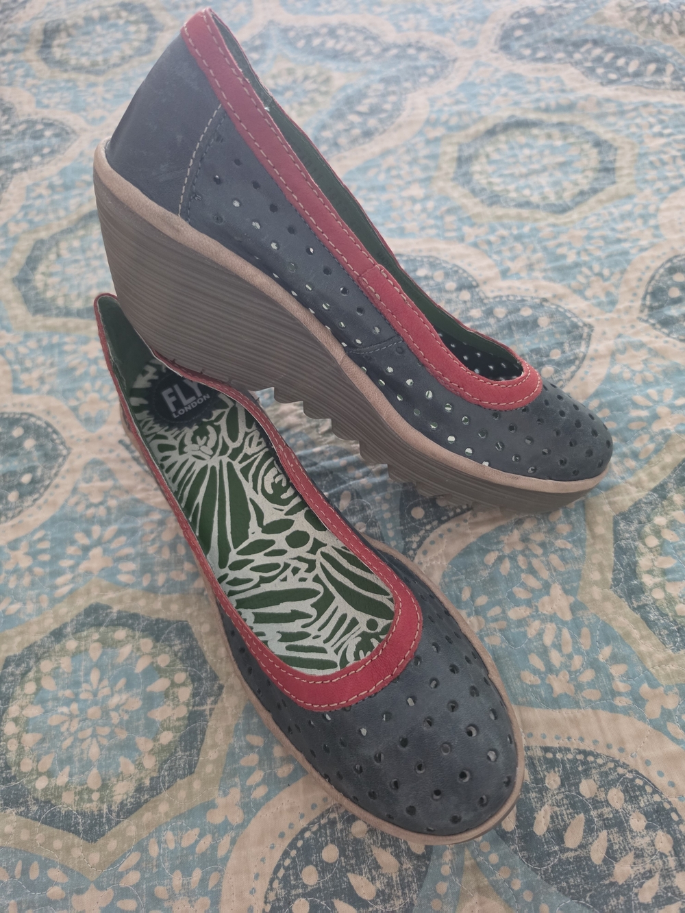FLY London Yika Perforated Green Red Leather Wedge Pumps Retro Comfort Shoe 40